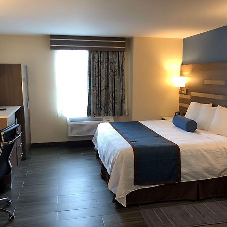 Best Western Plus Stadium Inn New York Eksteriør billede