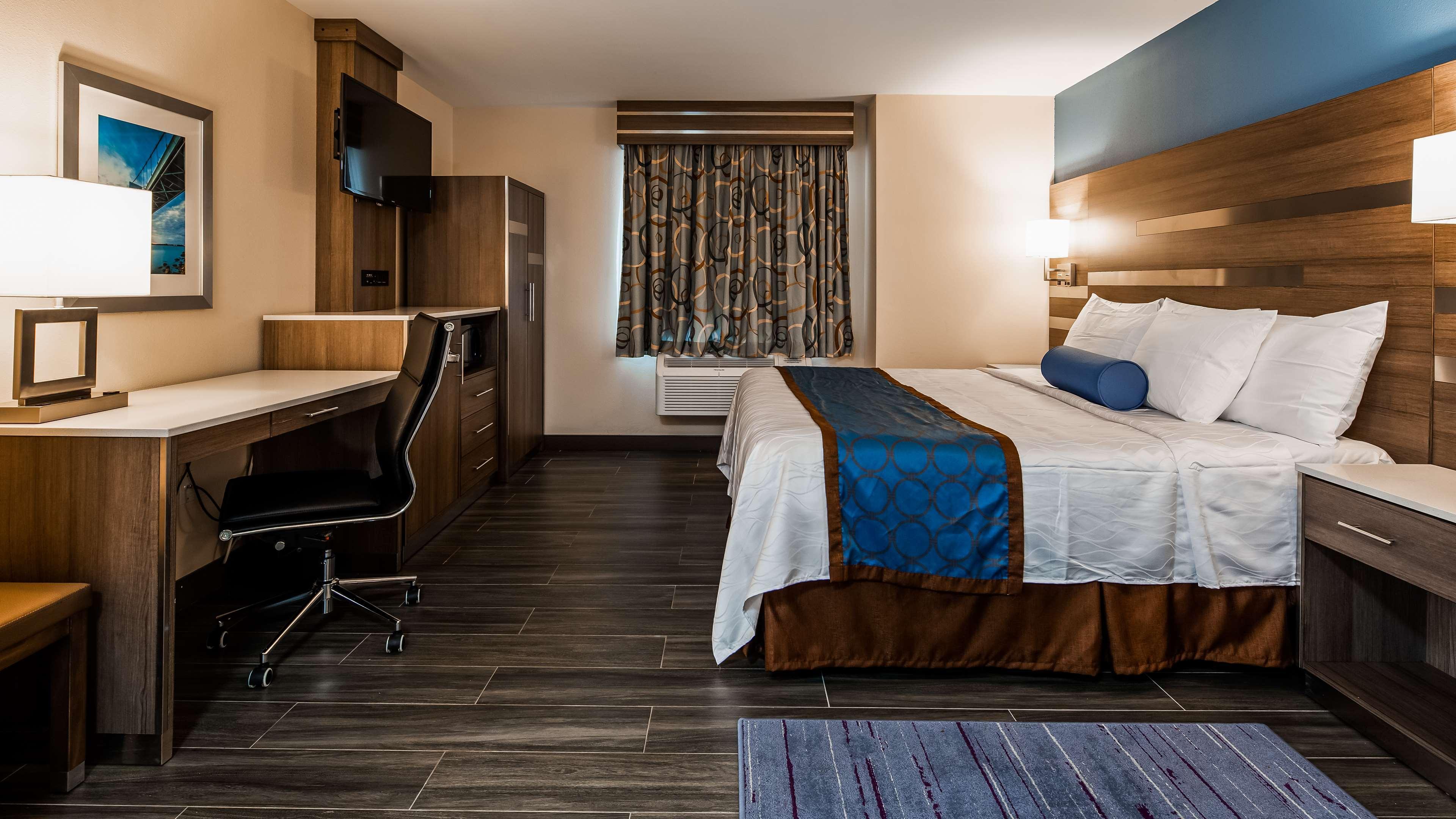 Best Western Plus Stadium Inn New York Eksteriør billede