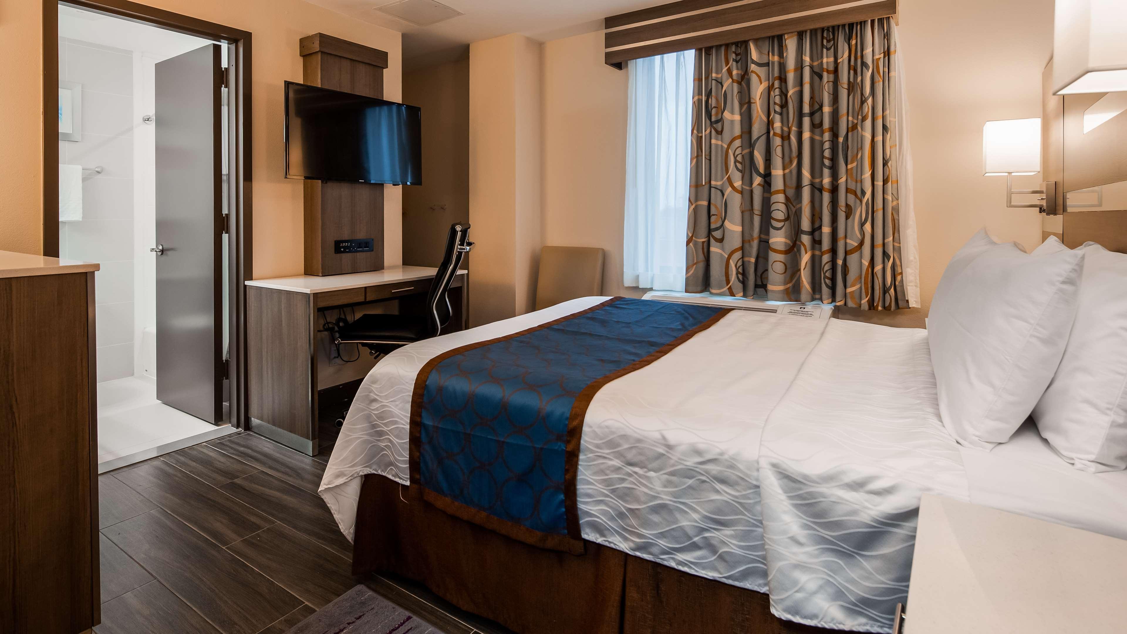 Best Western Plus Stadium Inn New York Eksteriør billede