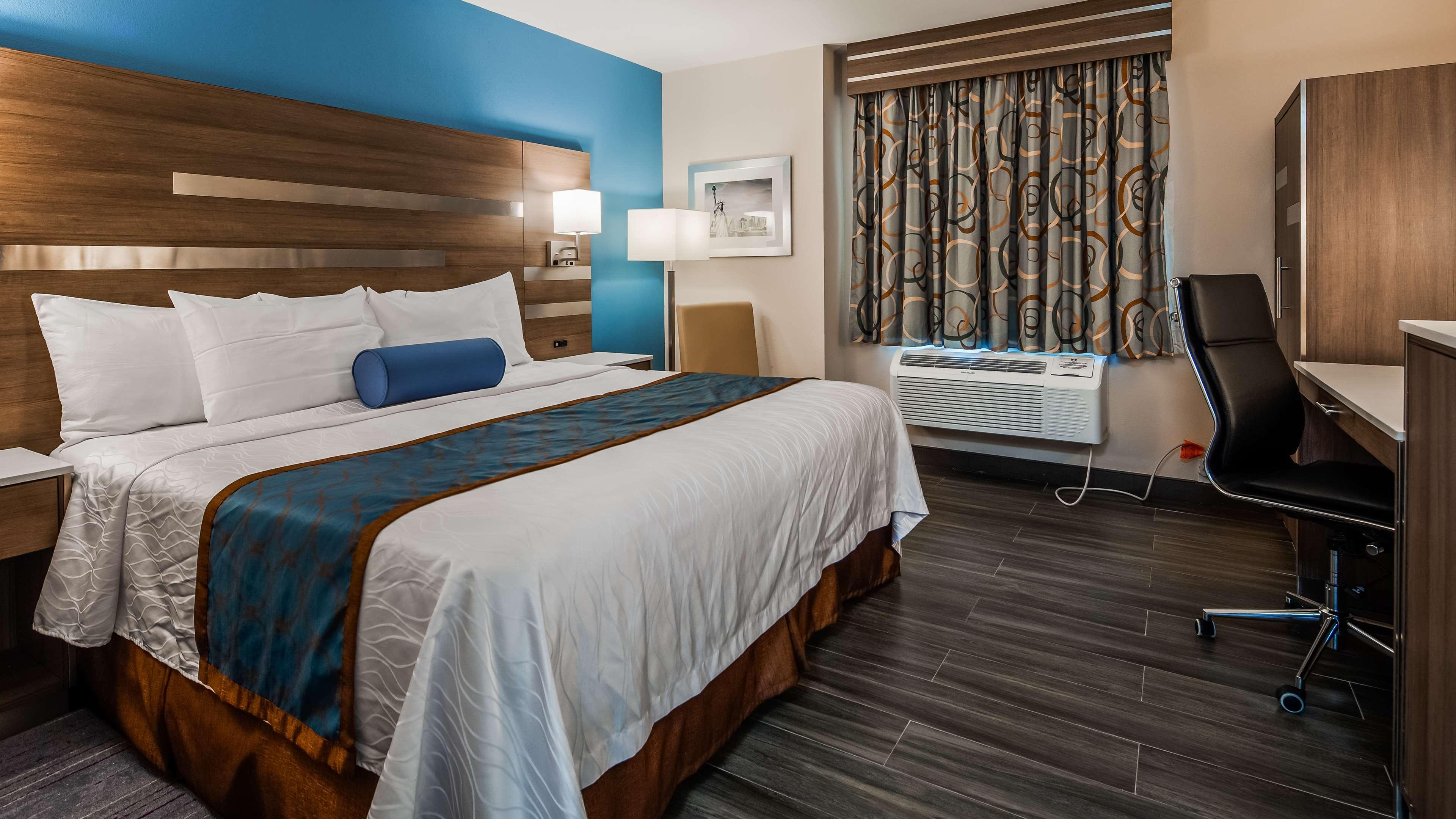Best Western Plus Stadium Inn New York Eksteriør billede
