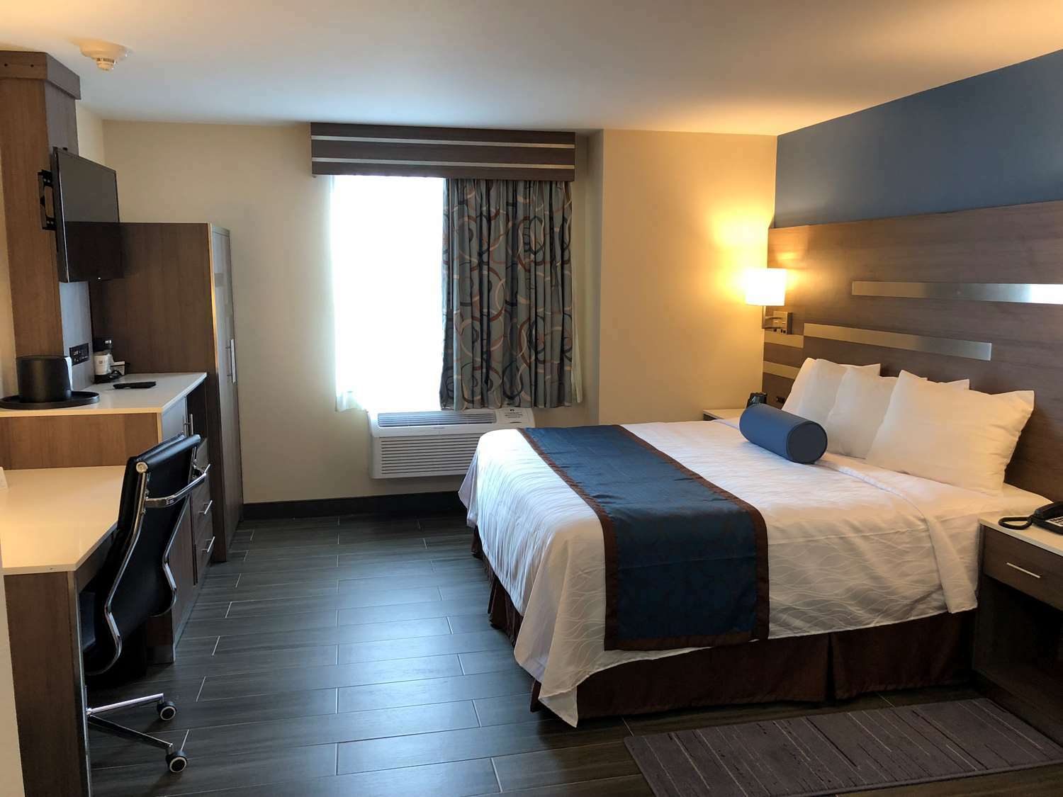 Best Western Plus Stadium Inn New York Eksteriør billede