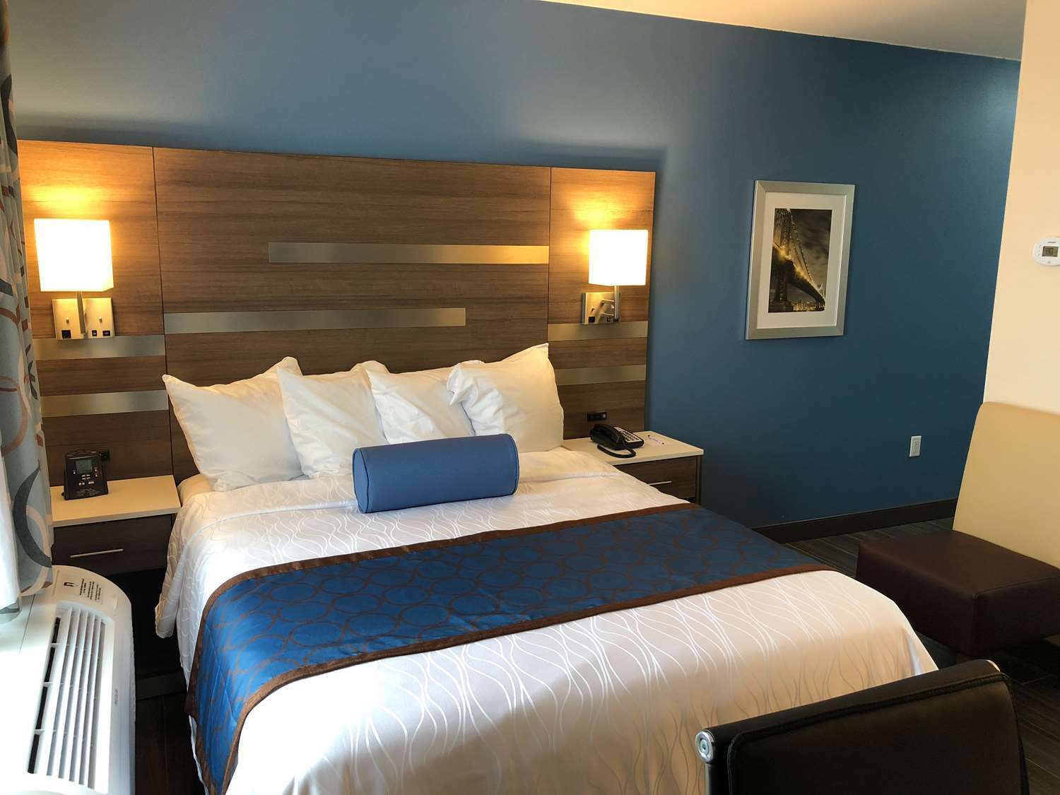 Best Western Plus Stadium Inn New York Eksteriør billede